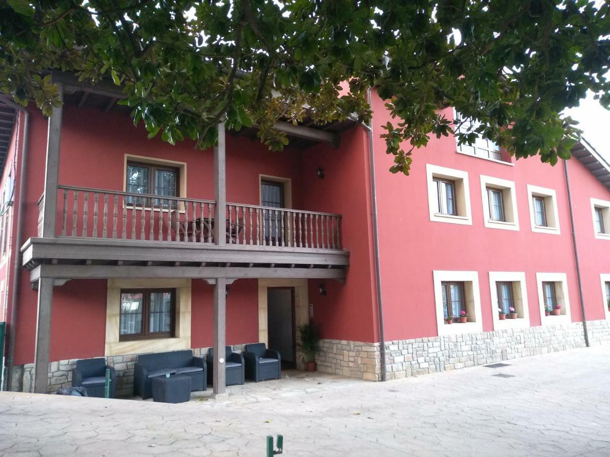 Apartamentos Prestin Onís Exterior foto